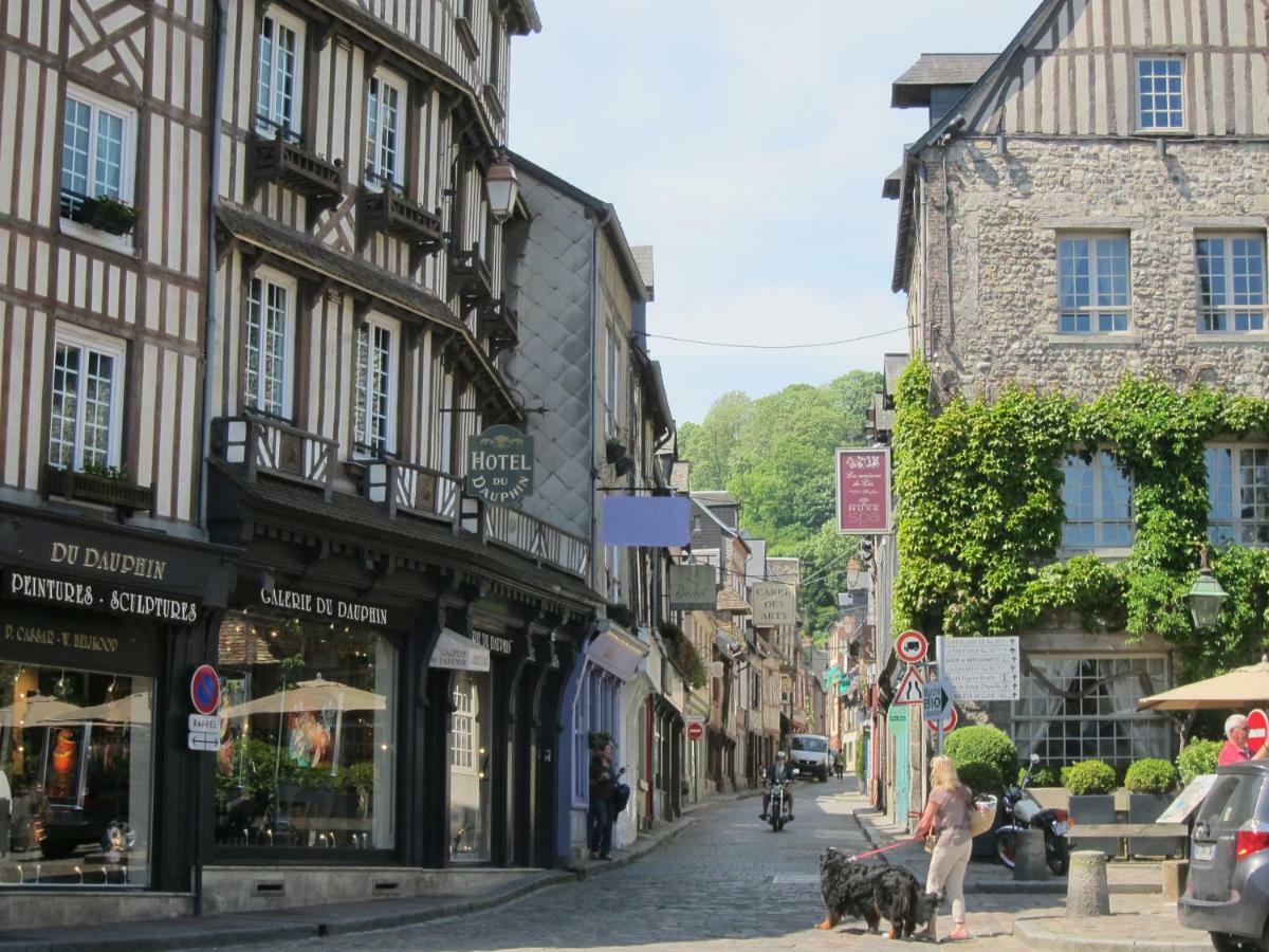 Au Coeur De La Ville Honfleur Esterno foto