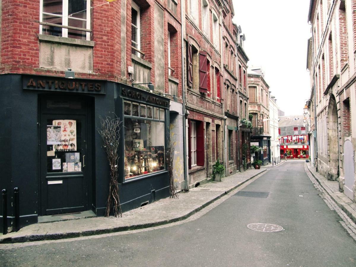 Au Coeur De La Ville Honfleur Esterno foto